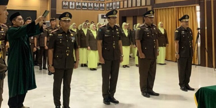 Gunawan Wisnu Resmi Dilantik Sebagai Kajari Buton