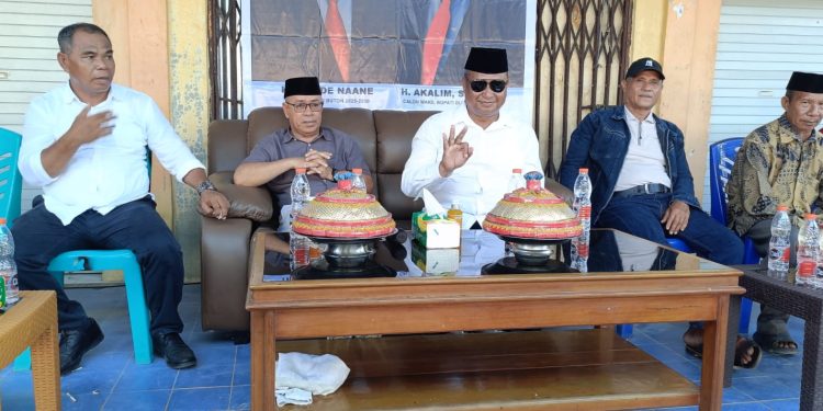 Kampanye Terbatas Paslon no urut 3 H. La Ode Naane dan H. Akalim di Desa Kumbewaha Kecamatan Siotapina Kabupaten Buton.