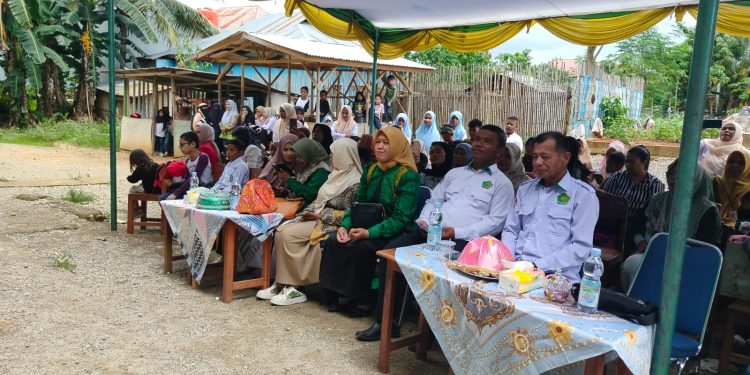 Pisah Sambut Kepala Sekolah Madrasah Ibtidaiyah (MI) Al Hikmah Kota Baubau Berjalan Lancar