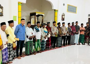 Kapolsek Wabula Ingatkan Bahaya Minuman Keras bagi Remaja dalam Ceramah di Masjid Asobar