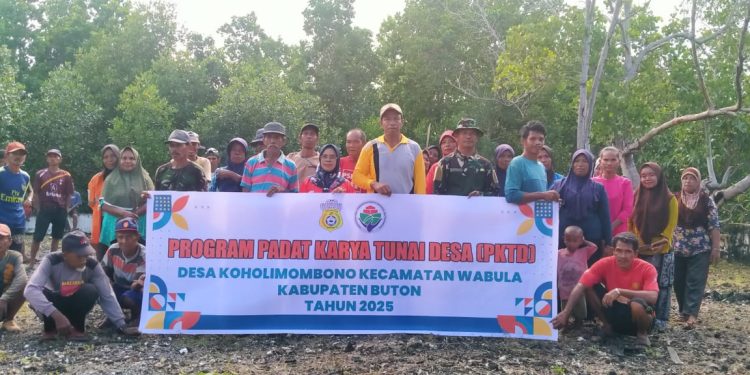 Warga Koholimombono Kompak Bersihkan Jalan Demi Dukung Wisata Mangrove dan Industri Lokal