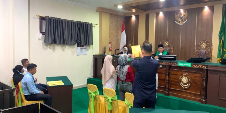 Pentingnya Penetapan Hak Asu Anak Secara Resmi: Kejari Buton Dampingi Proses Pengangkatan Anak