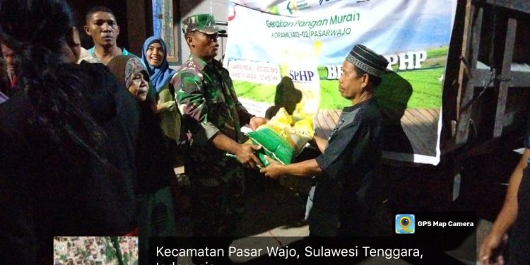 Koramil 1413-02/Pasarwajo Sukses Gelar Gerakan Pangan Murah, 2,5 Ton Beras SPHP Tersalurkan