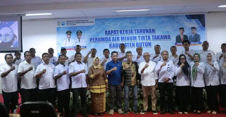 Rapat Kerja Perumda Tirta Takawa, Pemkab Buton Tekankan Pentingnya Air Bersih bagi Masyarakat