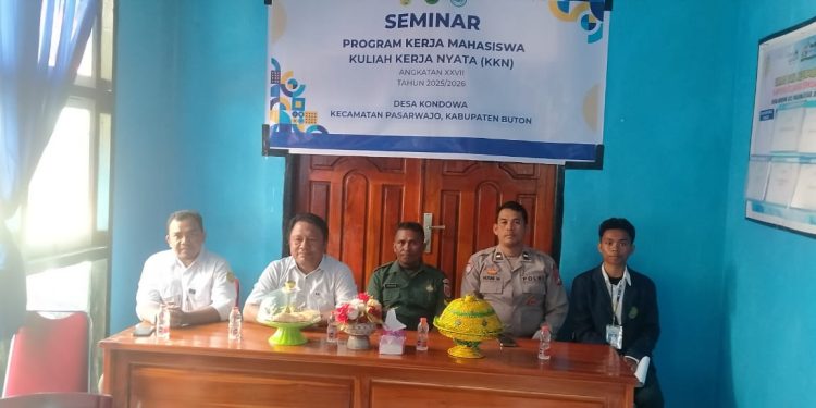 Seminar Program Kerja Mahasiswa KKN Angkatan XXVII Tahun 2025/2026 di Desa Kondowa, Pasarwajo
