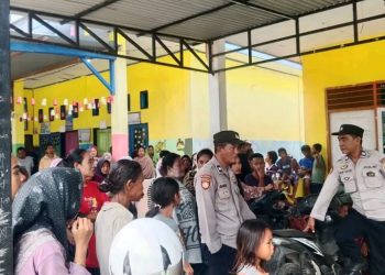 Ratusan Warga Demo Pemdes Kumbewaha Tuntut Keterbukaan Penggunaan Dana Desa